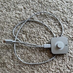 Oura Ring 4 Charger size 5